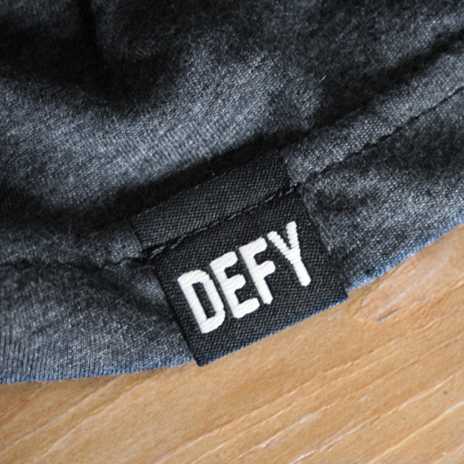 DEFY Tee / Dark Grey Heather | Short Sleeves
