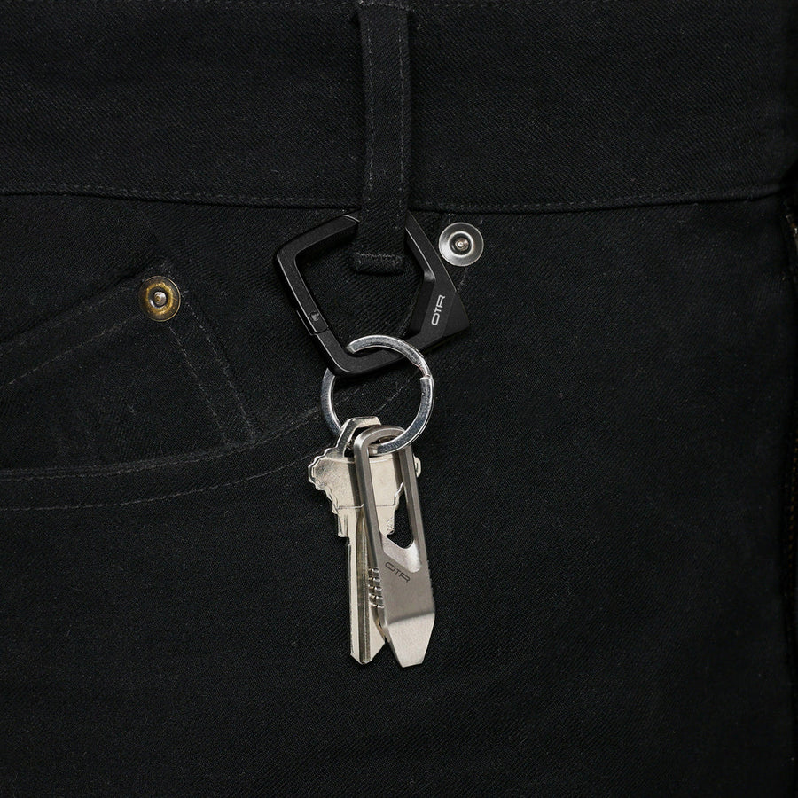 DEFY x OTR Squarabiner