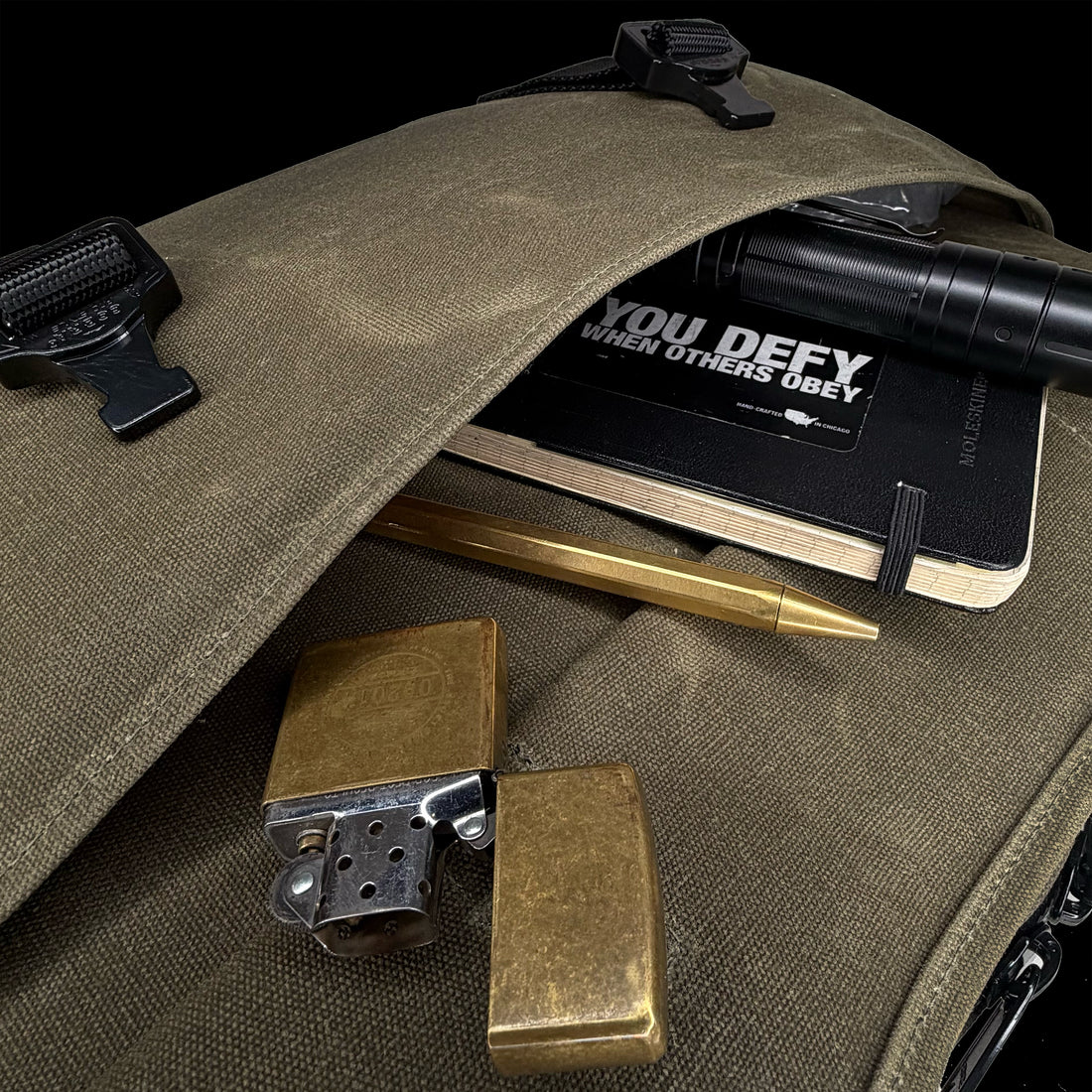 Defender Briefcase Olive Drab TexWax™ x Silver Lining Cordura / Last 1