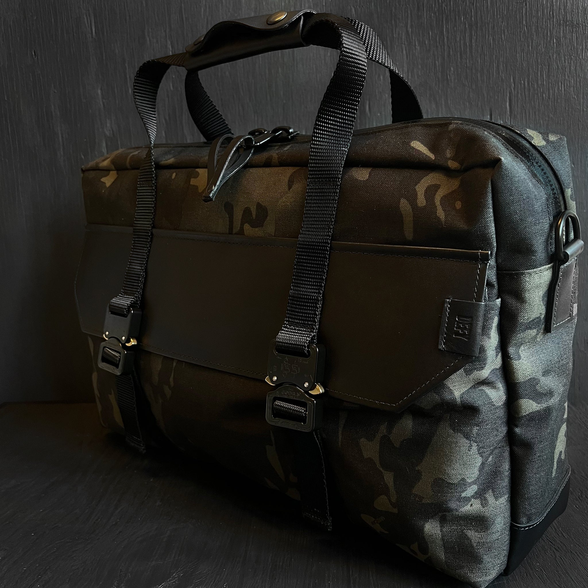 Defender Rogue Defender Rogue Camo MultiCam Black™ CORDURA® x Coyote X-Pac™ – DEFY