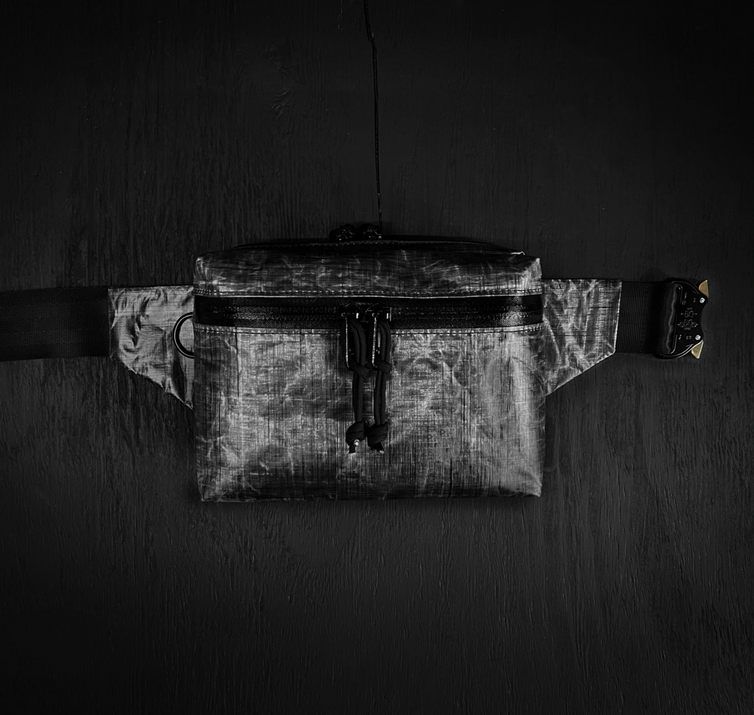 The Parker Pack 2.0 / Black Dyneema® x White Dyneema® / Last 1