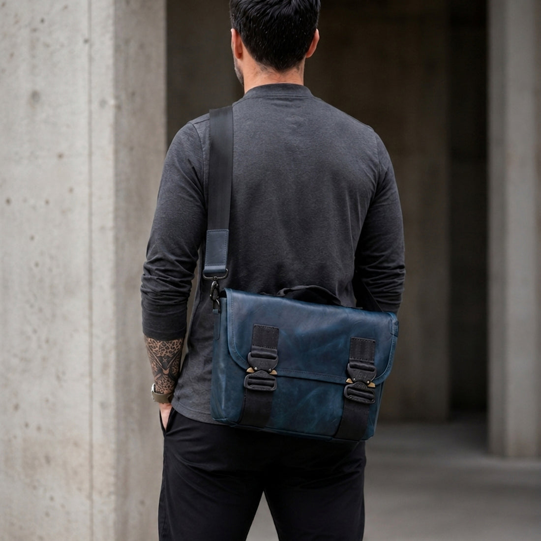 Last 1 / Recon Mini / Horween Cobalt Blue Leather