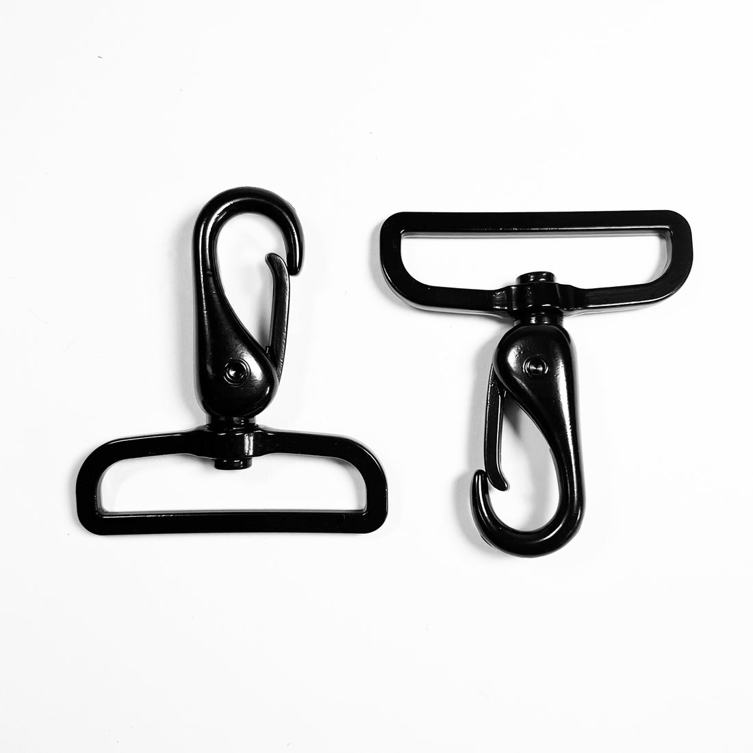 2 Swivel Hooks / For use on The Ultimate Strap – DEFY