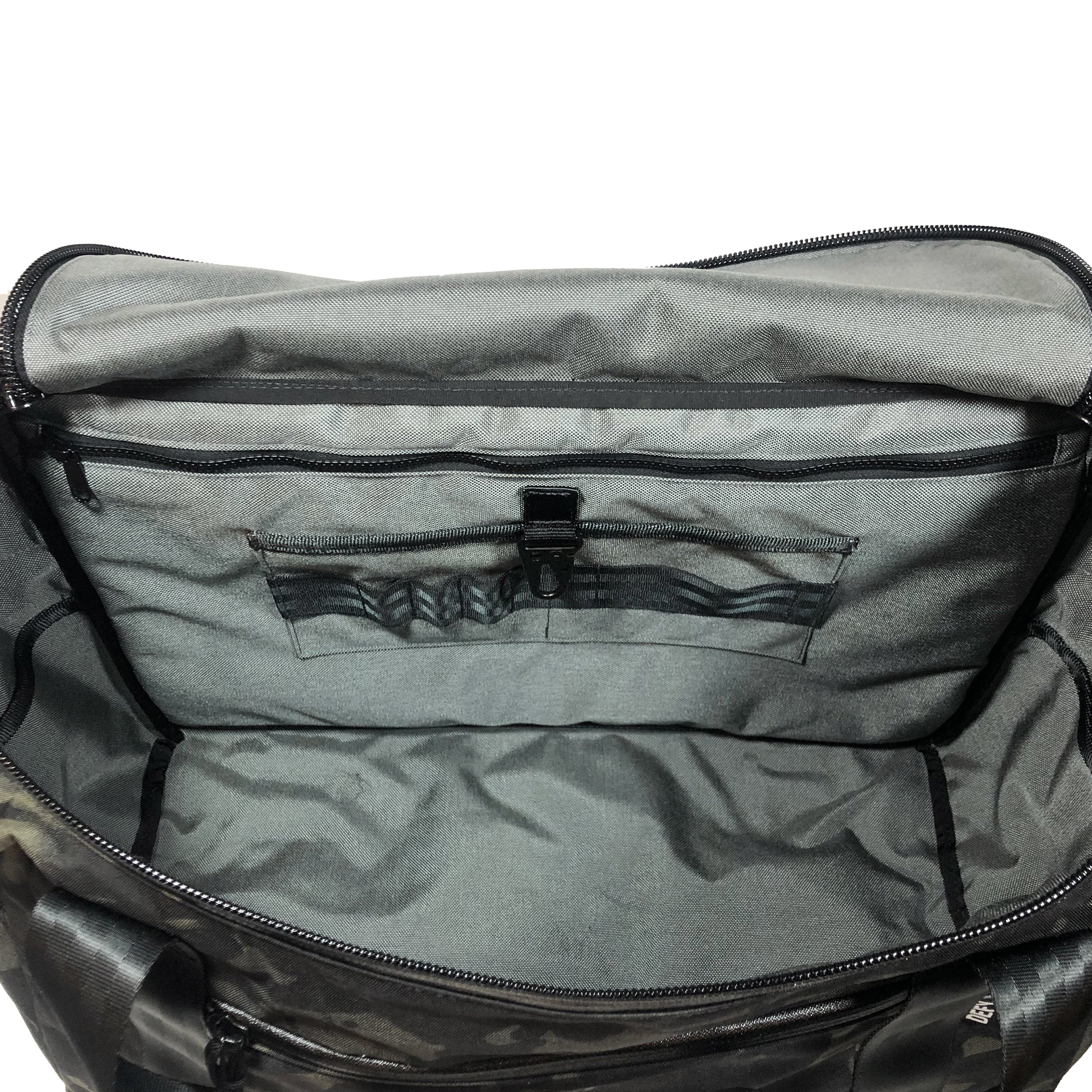 The Rover Backpack Duffel | Rogue Camo MultiCam Black™ CORDURA® – DEFY